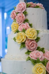 Three-tiered Buttercream Rose Wedding Cake